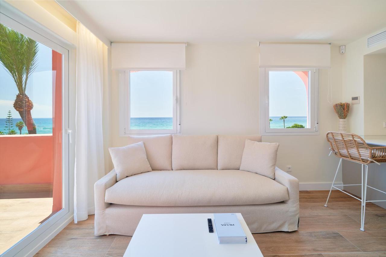 Sea Suite Beachfront Marbella Exterior photo