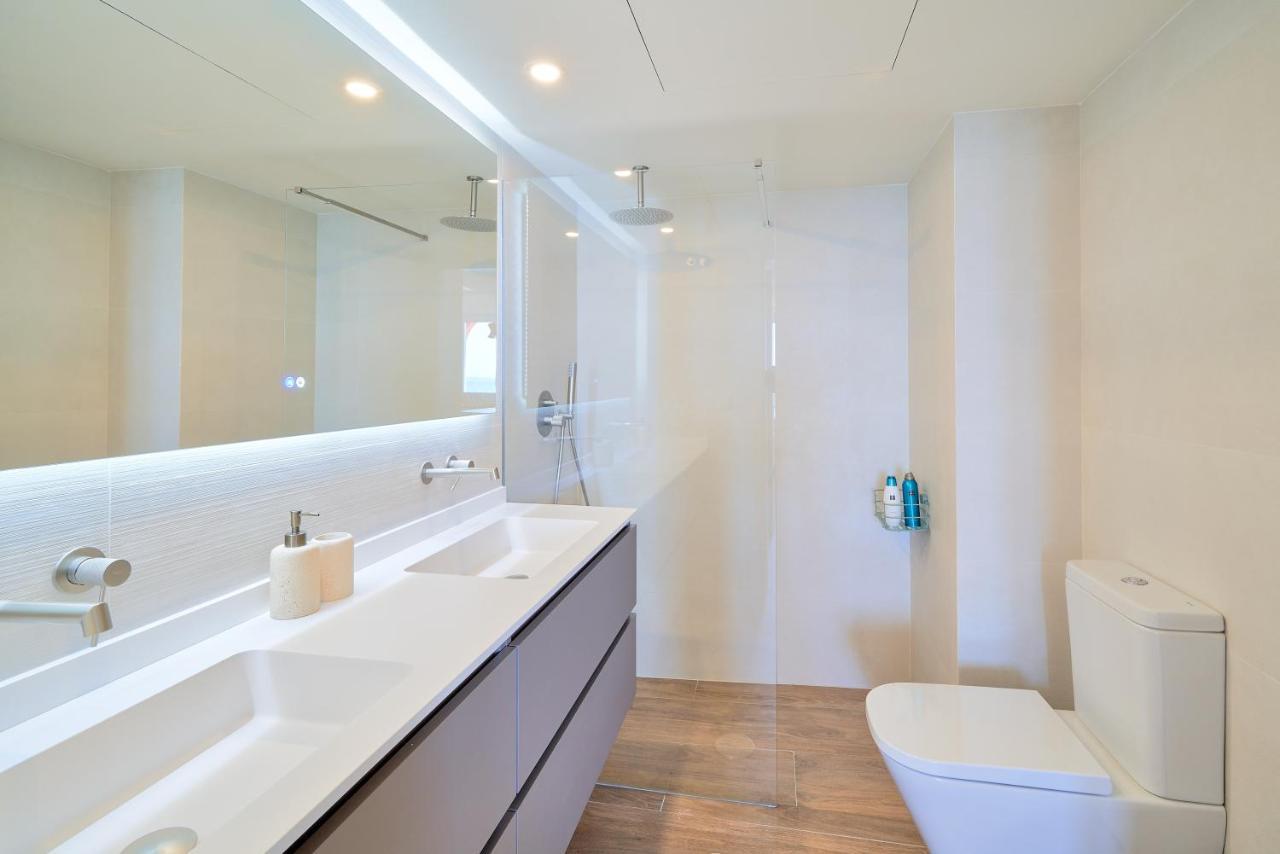 Sea Suite Beachfront Marbella Exterior photo